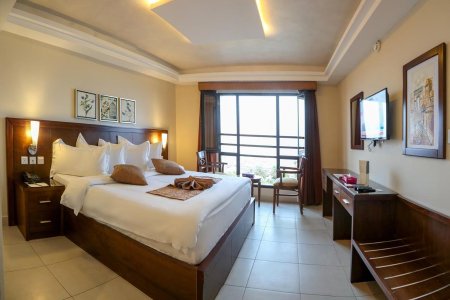 رحلة العقبه 6 ايام بفندق ستي تاور